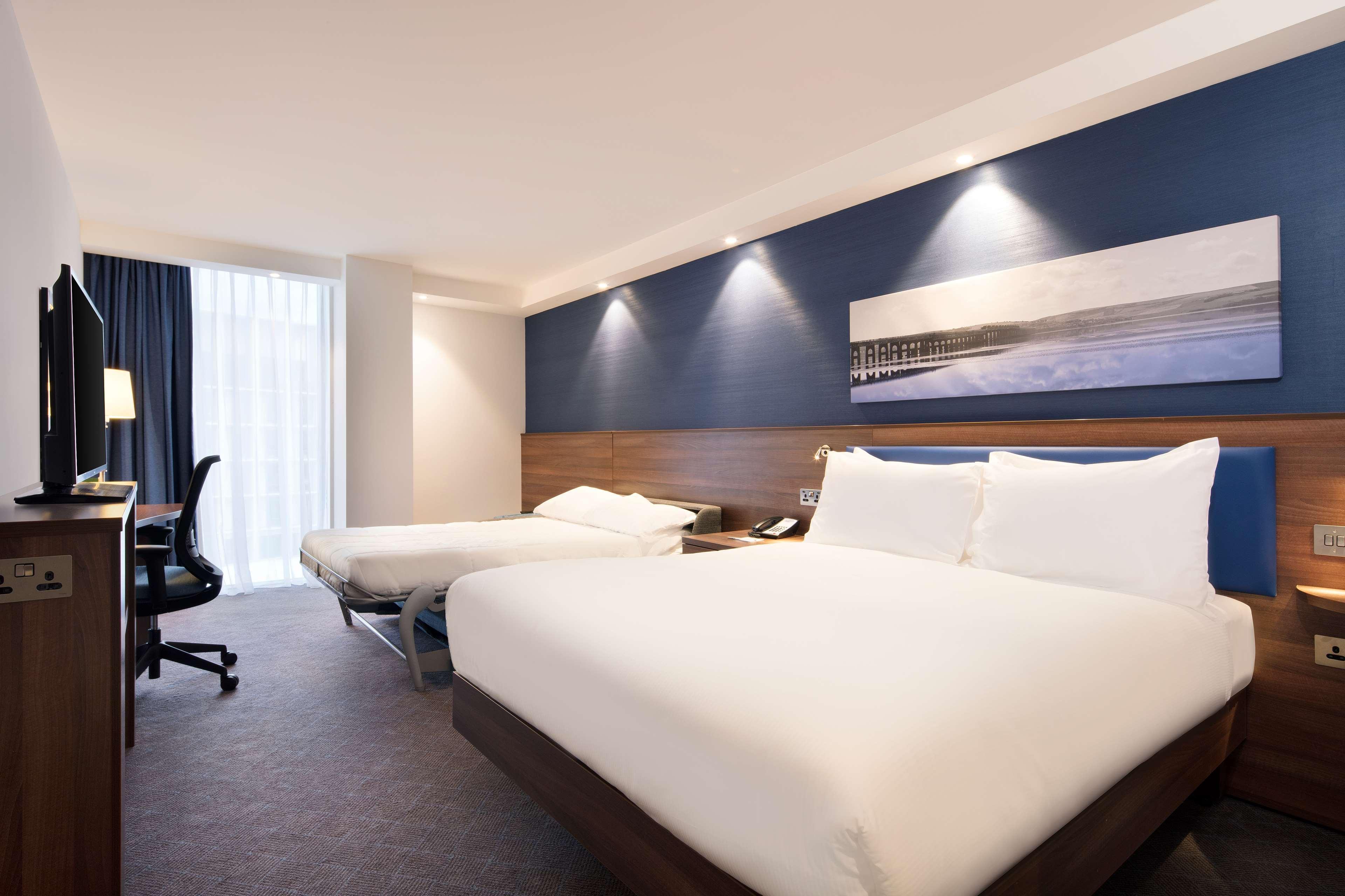 Hampton By Hilton Dundee City Centre Екстериор снимка